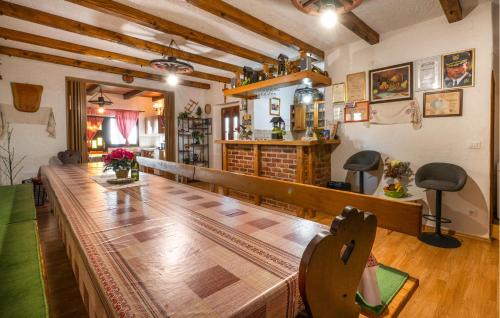 Donja Stubica House | Amazing Home In Donja Stubica