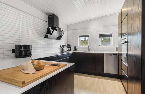 Fuglslev House | Amazing home in Ebeltoft with WiFi