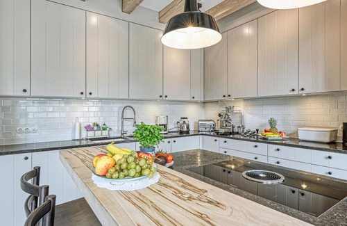 Buchenau House | Amazing home in Eiterfeld with WiFi