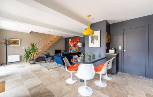 Vienne-en-Arthies House | Amazing Home In Vienne-En-Arthies