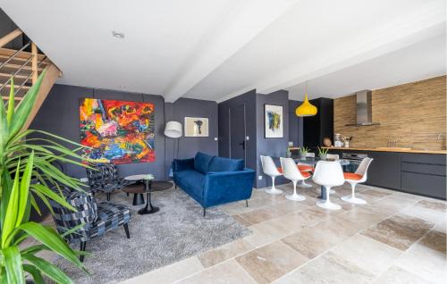 Vienne-en-Arthies House | Amazing Home In Vienne-En-Arthies