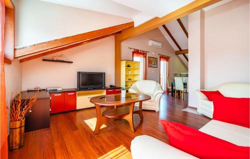 Galovac House | Amazing Home In Galovac With Kitchen