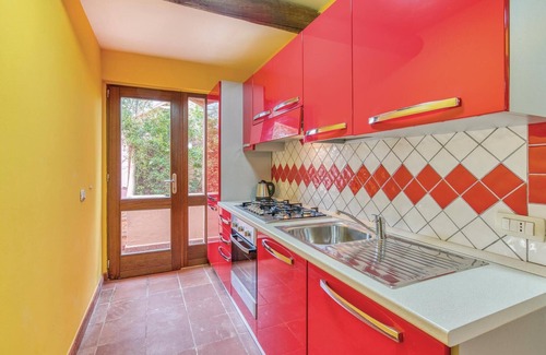 Porto Paglia House | Amazing home in Gonnesa CI with WiFi
