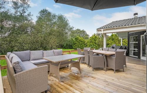 Grenaa House | Amazing Home In Grenaa With Sauna