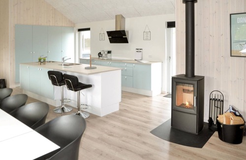 Henne House | Amazing home in Henne with sauna