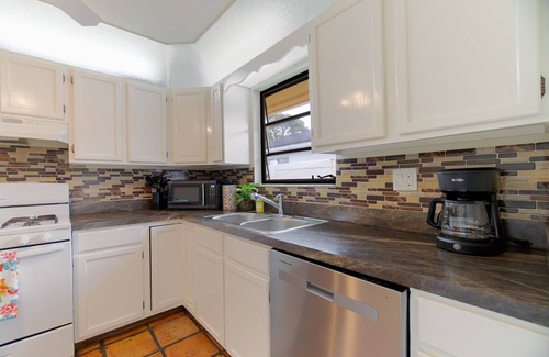 North Palm Beach Heights House | Amazing home in Jupiter, Florida! Enjoy proximity to Abacoa and 95, PBG and WPB!