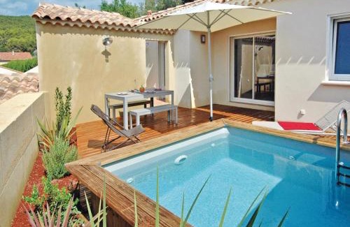 Laudun House | Amazing Home In Laudun-L'ardoise