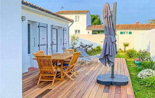 Les Portes-en-Re House | Amazing Home In Les Portes-En-Ré