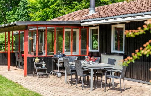 Melby House | Amazing Home In Melby With Wifi