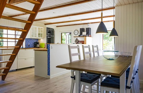 Bedegaard House | Amazing home in Nexø with kitchen