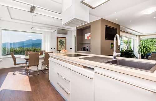 Sarsoni House | Amazing home in Rijeka