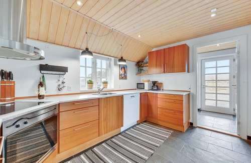 Ringkobing House | Amazing home in Ringkøbing with sauna