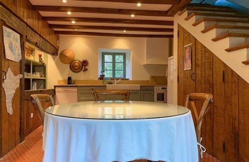 Sarrazac House | Amazing home in Sarrazac with WiFi