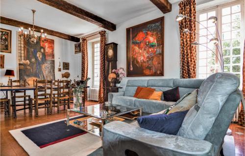 Sernhac House | Amazing Home In Sernhac With Wifi