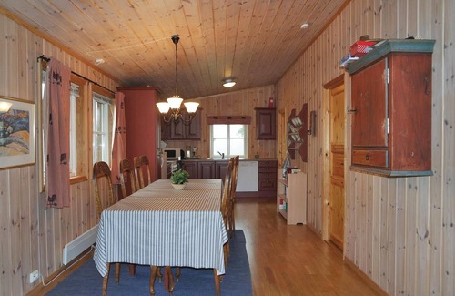Sjusjoen House | Amazing home in Sjusjøen with sauna