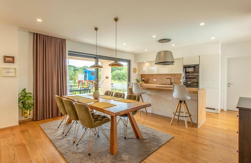 Sukosan House | Amazing home in Sukosan