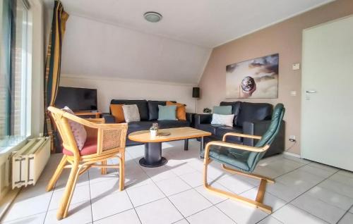 Vlagtwedde House | Amazing Home In Vlagtwedde With Wifi