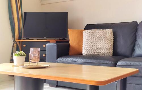 Vlagtwedde House | Amazing Home In Vlagtwedde With Wifi