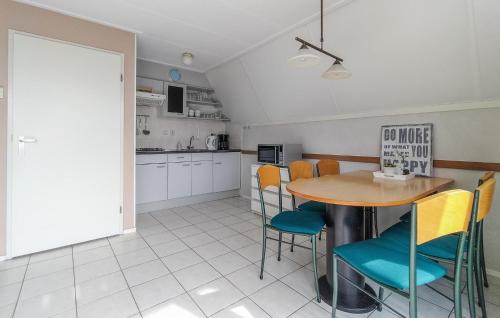 Vlagtwedde House | Amazing Home In Vlagtwedde With Wifi