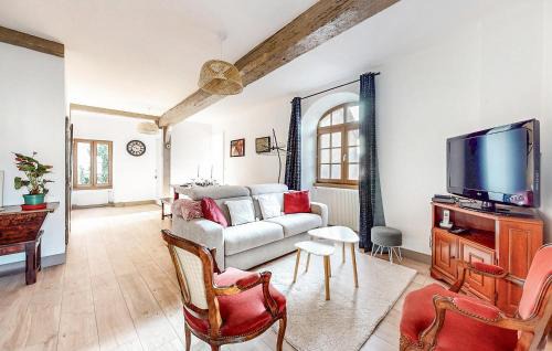 Volnay House | Amazing Home In Volnay With Wifi