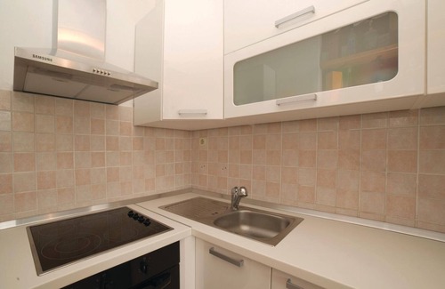Zdrelac House | Amazing home in Zdrelac with kitchen