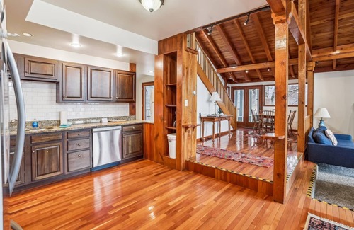 Timberline House | Amazing house in an incredible location provides great views and lake access!
