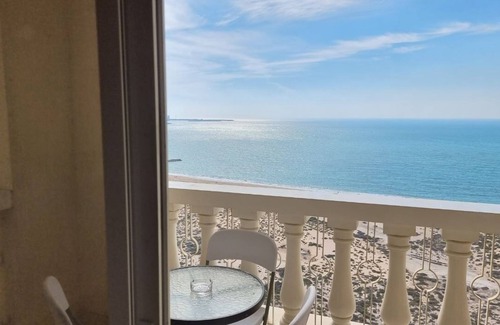 Al Hamra Village Apartment | Amazing Lagoon View 5 min from the beach