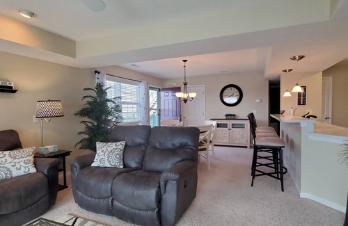 Lakeland Condo | AMAZING LAKE VIEW! GORGEOUS SUNSET! ON MAIN CHANNEL! 3BR/2BA-SLEEPS 6-8