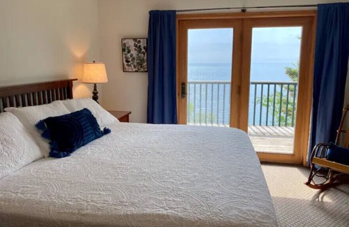 Tofte House | Amazing Lakefront Views! Mins to Lutsen Mountain!