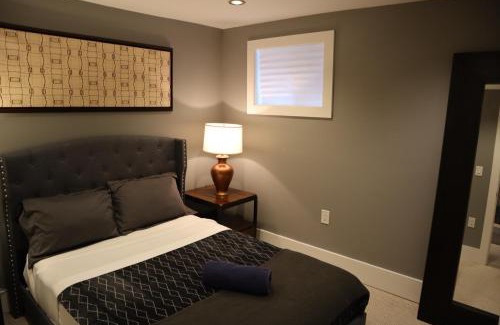 Bloomingdale Villa | Amazing Large 4 Bedroom 3 Bathroom Home in Downtown DC Walk Everywhere