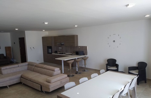 Marsaskala Apartment | Amazing Large Apartment sea view π
