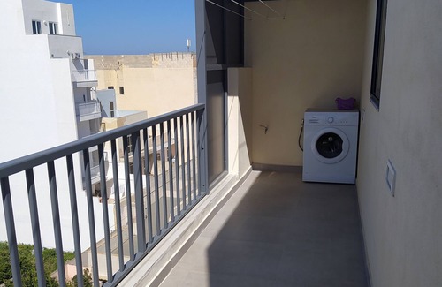 Marsaskala Apartment | Amazing Large Apartment sea view π