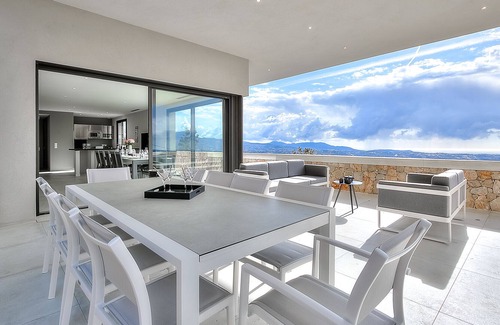 Saint-Jeannet House | Amazing Large family property with pool, tennis court and panoramic sea view