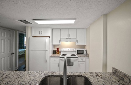 Myrtle Beach Condo | Amazing Large Oceanfront Sleeps (8) -2 bedroom 2bath