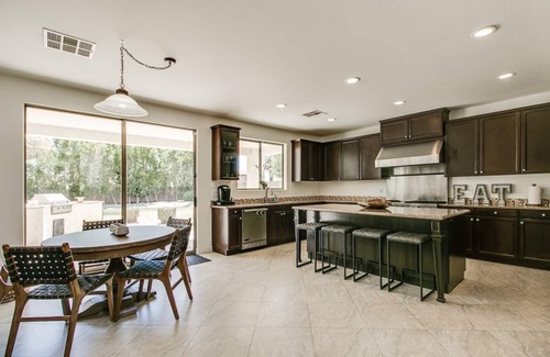 Litchfield Park House | Amazing Litchfield Estate With Backyard Oasis!
