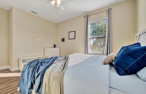 Tampa Heights House | Amazing Location Downtown Tampa WorkSpace