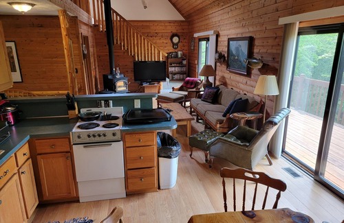Irons Ski Chalet | Amazing location in Irons Michigan is the fabulous Cool Creek Chalet.