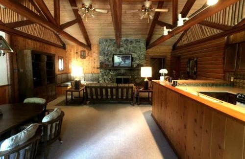 Carbon County House | Amazing Lodge Rental Ideal for Events in Encampment, Wyoming