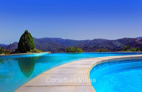 Argaka Villa | Amazing Luxury Villa, Enormous Heated Pool Jacuzzi, Gym, Games Room In Paphos,