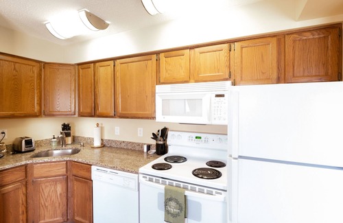 Killington Condo | Amazing Mountain Condo - Right across the street to Killington Resort