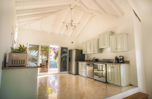 Marigot Bay Villa | Amazing mountain top home with pool