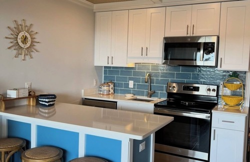 Folly Field Condo | AMAZING OCEAN VIEW-Newly renovated ocean villa in Hilton Head Beach and Tennis