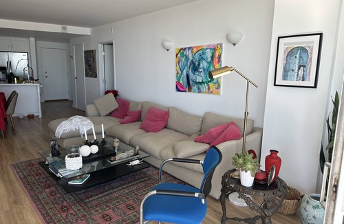 Waterfront Apartment | Amazing ocean view in a historic Long Beach building in downtown