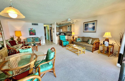 Historic Kailua Village Condo | AMAZING OCEAN VIEW - Kona Alii Condo KA606
