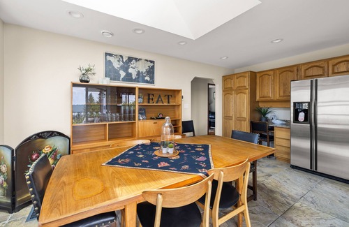 Colwood House | Amazing Ocean Views, Hot Tub, Sleeps 10!