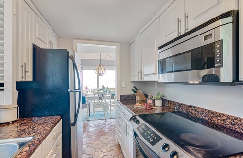 Central Beach Condo | Amazing Ocean Views ! Gorgeous Sunrises! New appliances! Places to go!