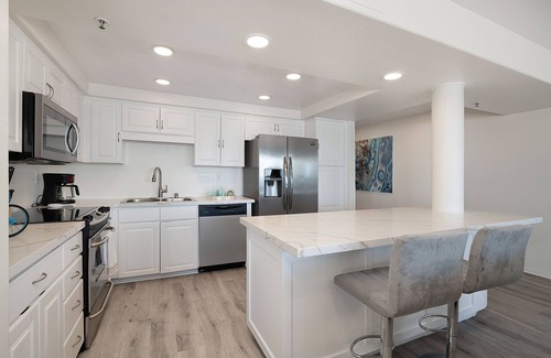 Imperial Beach Condo | Amazing Oceanfront 2 Bedroom Condo