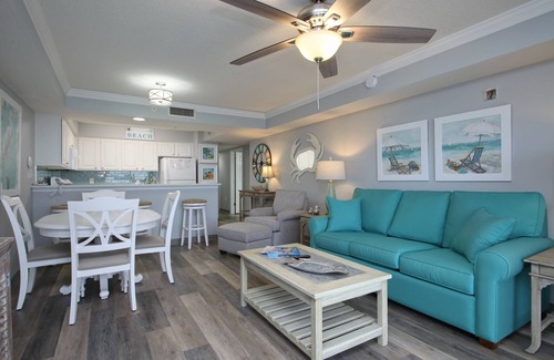 Myrtle Beach Condo | Amazing Oceanfront 2 Bed 2 Bath Condo in Myrtle Beach