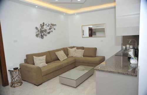 Al Abdali Apartment | Amazing one Bedroom Apartment in Amman, Elwebdah 4