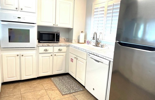 Fernandina Beach Condo | Amazing Pool/Oceanfront Views from this Second Floor Condo at Amelia by the Sea!